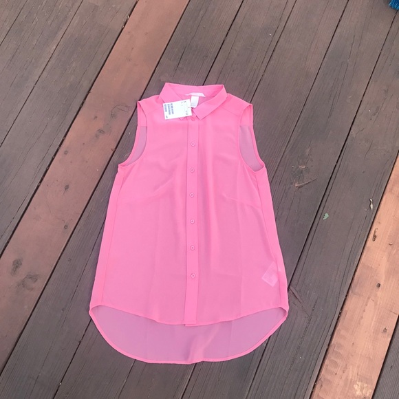 Button down top - Picture 2 of 5